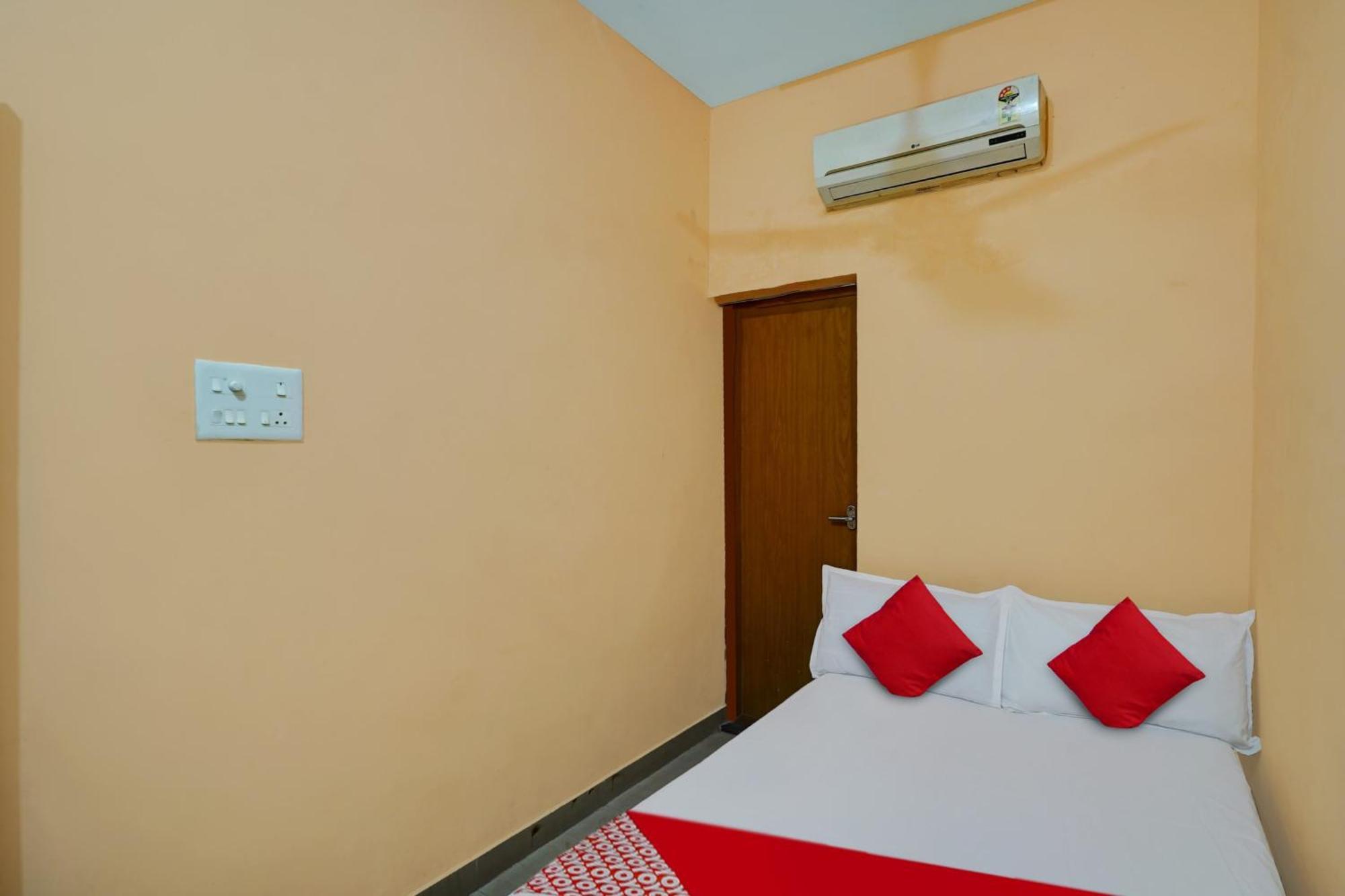 Mavelikara Hotel O Lekshmi Rooms & Villas מראה חיצוני תמונה