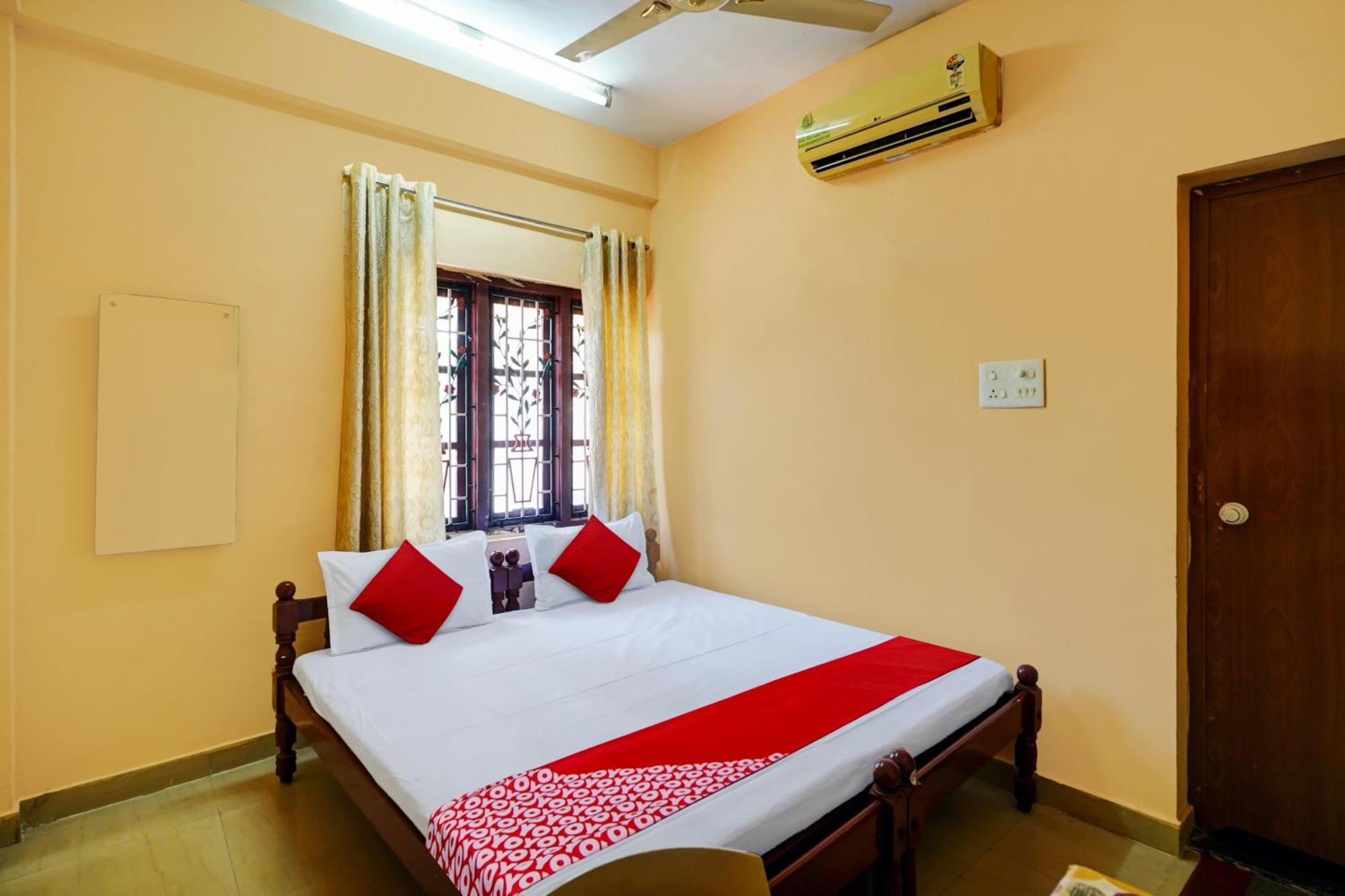 Mavelikara Hotel O Lekshmi Rooms & Villas מראה חיצוני תמונה