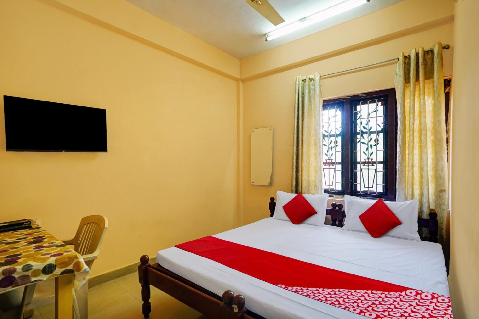 Mavelikara Hotel O Lekshmi Rooms & Villas מראה חיצוני תמונה